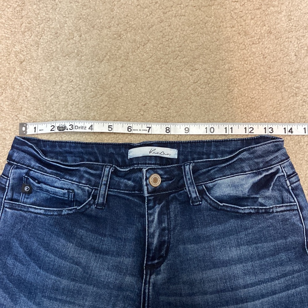 KanCan dark denim jean shorts. Size 27 - Picture 4 of 8